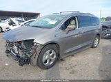 CHRYSLER PACIFICA HYBRID TOURING L 2C4RC1L79JR****** снимка