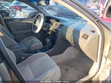 TOYOTA CAMRY LE V6 JT2BF22KX10****** снимка