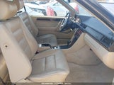 MERCEDES-BENZ E 320 WDBEA66E8RC****** снимка