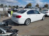 BMW 320I снимка