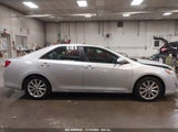 TOYOTA CAMRY XLE 4T1BF1FK9CU187303 снимка