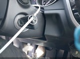 TOYOTA CAMRY LE 4T1C11AK3NU****** снимка