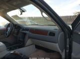 CHEVROLET SUBURBAN 1500 LT снимка