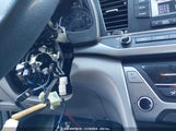 HYUNDAI ELANTRA SE KMHD74LF9HU367712 снимка