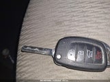 HYUNDAI SANTA FE SPORT 2.4L 5NMZUDLB5HH****** снимка