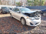 Toyota Camry Le 4T1BF1FK8CU095891 снимка