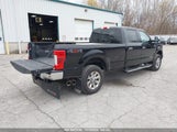 FORD F-350 LARIAT 1FT8W3BT0JE****** photo