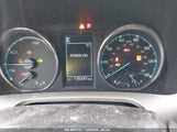 TOYOTA RAV4 HYBRID XLE JTMRJREV4GD****** fotografie