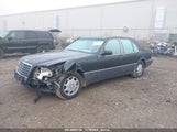 MERCEDES-BENZ 300 SE WDBGA32E7PA****** снимка