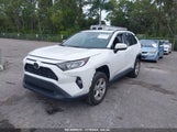 TOYOTA RAV4 XLE 2T3W1RFV3KW054552 снимка