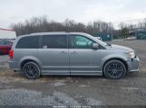 DODGE GRAND CARAVAN SXT photo