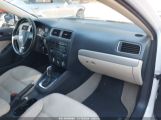 VOLKSWAGEN JETTA 1.8T SE снимка