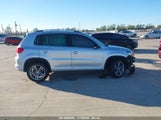 VOLKSWAGEN TIGUAN 2.0T SPORT WVGTV7AX6HW****** fotografie