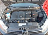 VOLKSWAGEN GOLF 2.5L 4-DOOR снимка