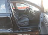 VOLKSWAGEN GOLF 2.5L 4-DOOR снимка