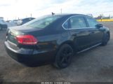 VOLKSWAGEN PASSAT 2.5L SE photo