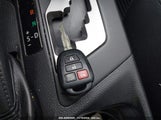 TOYOTA RAV4 XLE 2T3RFREV5GW****** fotografie