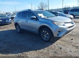 TOYOTA RAV4 HYBRID XLE JTMRJREV9HD****** fotografie