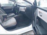 TOYOTA COROLLA LE 5YFBURHE1HP657845 снимка
