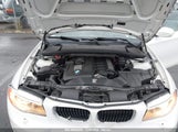 BMW 128I WBAUP9C54DV****** fotografie