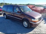 CHRYSLER TOWN & COUNTRY photo