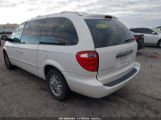 CHRYSLER TOWN & COUNTRY LIMITED photo