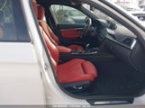 BMW 328I XDRIVE WBA8G5C57GK****** снимка