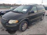 CHRYSLER TOWN & COUNTRY TOURING photo