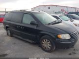 CHRYSLER TOWN & COUNTRY TOURING photo