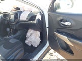 JEEP CHEROKEE ALTITUDE 4X4 1C4PJMAB4HW****** снимка