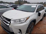 TOYOTA HIGHLANDER XLE 5TDKZRFH5JS****** снимка