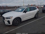 VOLVO XC60 B5 PLUS DARK THEME YV4L12RL6R1811311 снимка