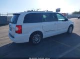 CHRYSLER TOWN & COUNTRY TOURING-L photo