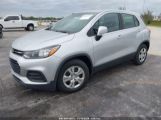 CHEVROLET TRAX LS photo