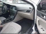 HYUNDAI SONATA SE photo