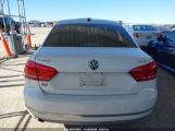 VOLKSWAGEN PASSAT 1.8T SE снимка