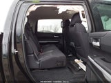 TOYOTA TUNDRA SR5 5.7L V8 5TFDW5F16KX789536 снимка