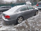 VOLKSWAGEN PASSAT 1.8T SE photo