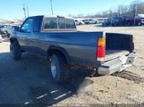 NISSAN TRUCK KING CAB SE/KING CAB XE 1N6HD16Y6SC****** снимка