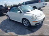 VOLKSWAGEN NEW BEETLE TRIPLE WHITE снимка