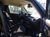 JEEP RENEGADE LATITUDE FWD ZACNJABB3KPK78330 fotografie
