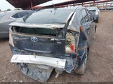 Toyota Prius Three JTDKN3DU6D1695626 снимка