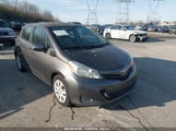 TOYOTA YARIS LE JTDKTUD32CD****** снимка