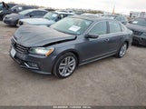 VOLKSWAGEN PASSAT 1.8T SEL 1VWCS7A37GC****** снимка