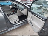 VOLKSWAGEN PASSAT 1.8T SEL 1VWCS7A37GC****** снимка