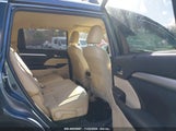 TOYOTA HIGHLANDER HYBRID XLE 5TDJGRFH2JS****** снимка