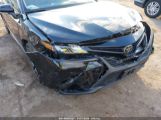 TOYOTA CAMRY SE photo