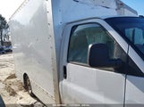 GMC Savana Cutaway Work Van 1GDY7RFP4N1214400 снимка