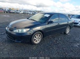 TOYOTA CAMRY LE 4T1BE32K35U030700 снимка