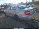 TOYOTA CAMRY XLE 4T1BE30K92U****** снимка